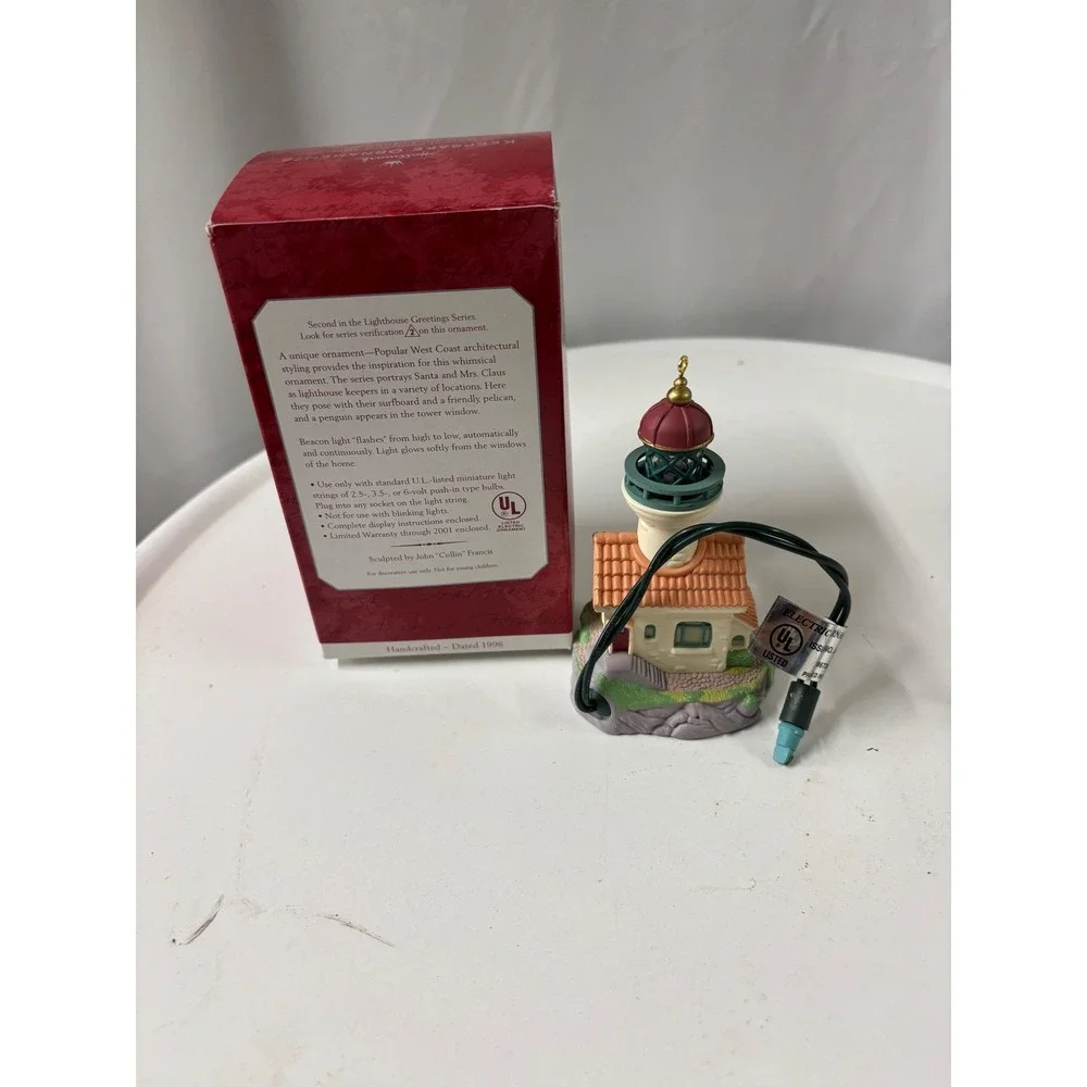 1998 Hallmark Keepsake Lighthouse‎ Greetings Magic Ornament Flashing Light 2nd